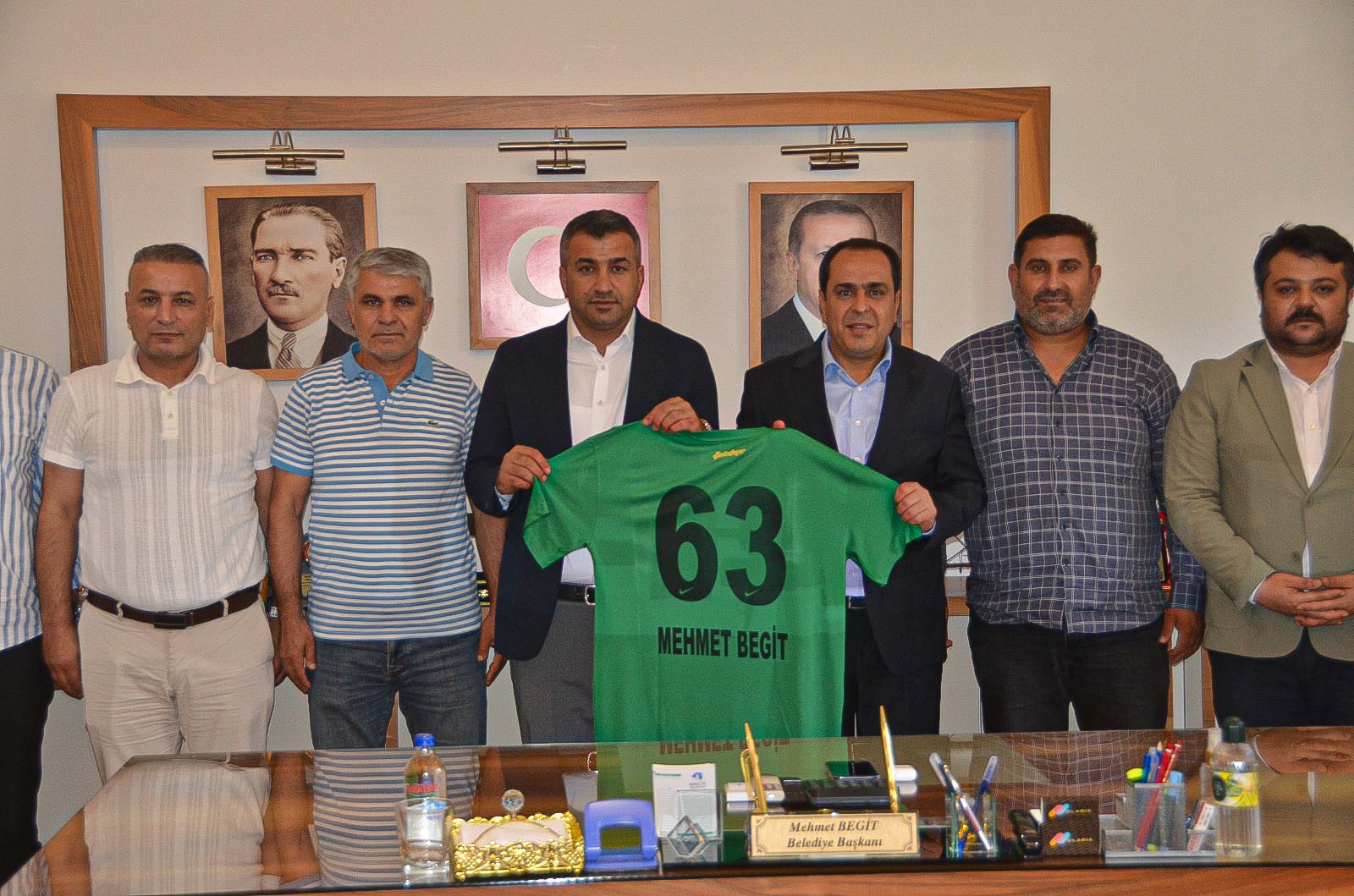 Başkanımız Hasan Avcı ve Yönetim Kurulumuzdan Birecik Belediye Başkanı Mehmet Begit'e Ziyaret