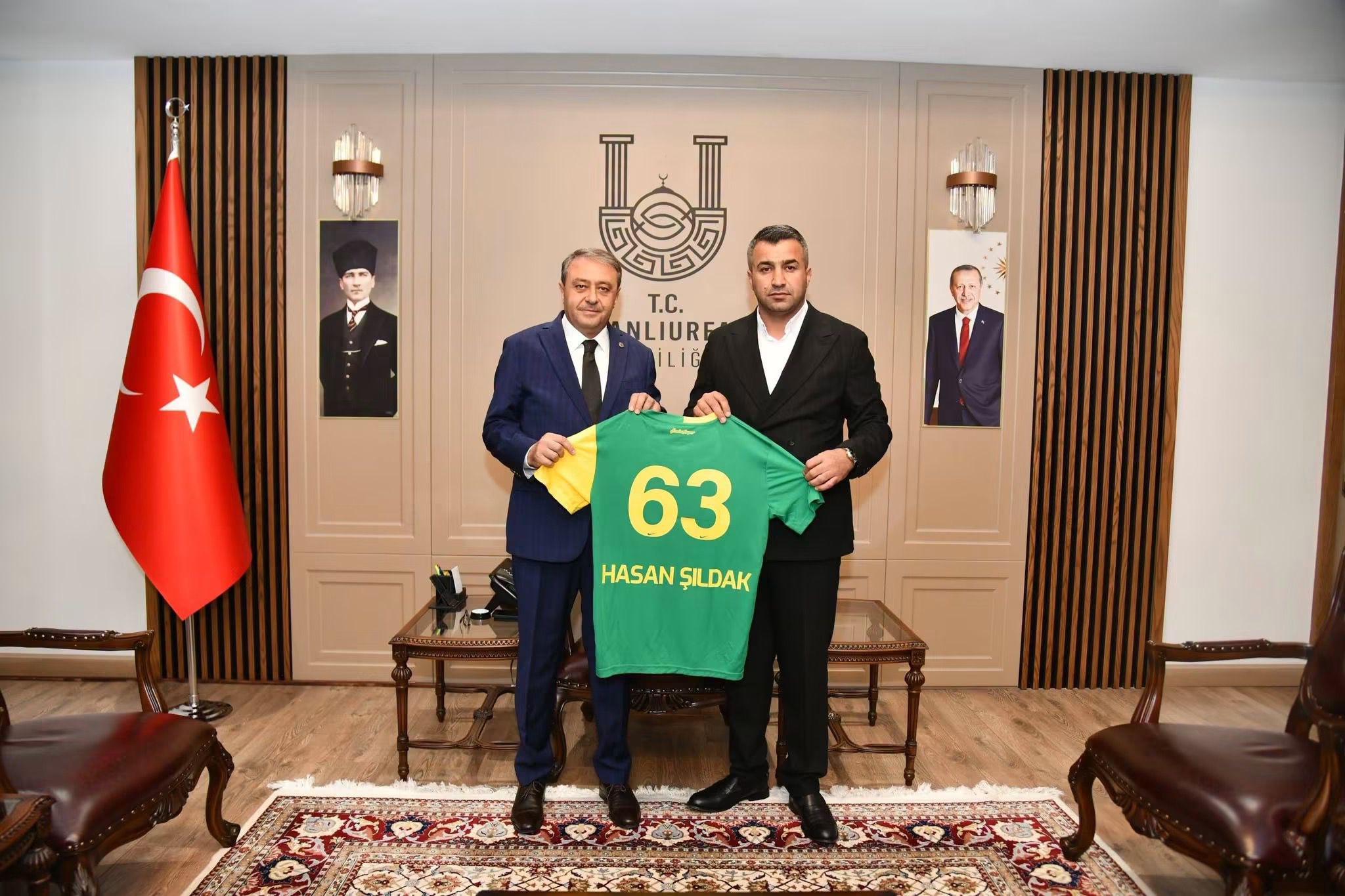Başkanımız Hasan Avcı ve Yönetim Kurulumuzdan Valimiz Hasan Şıldak'a Ziyaret