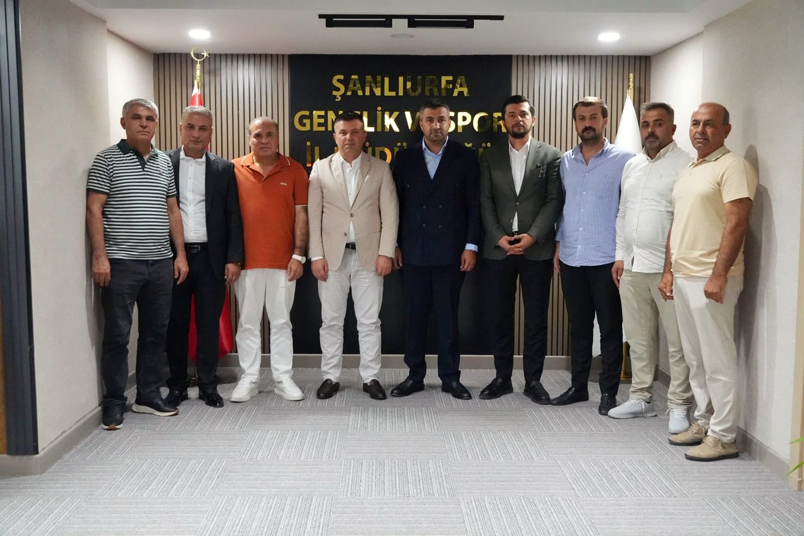 Başkanımız Hasan Avcı ve Yönetim Kurulumuzdan Gençlik ve Spor İl Müdürümüz İsa Yazıcı'ya Ziyaret